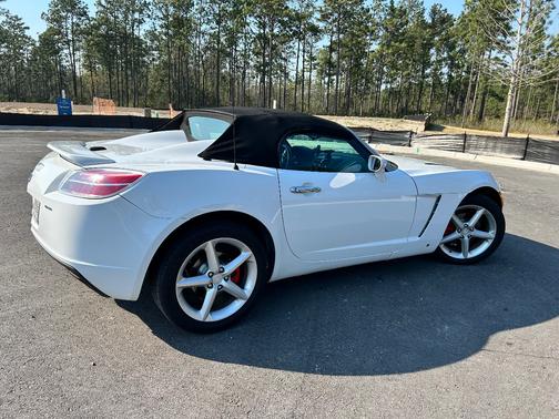 White 2008 Saturn Sky Red Line