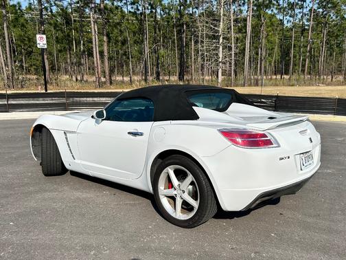 White 2008 Saturn Sky Red Line