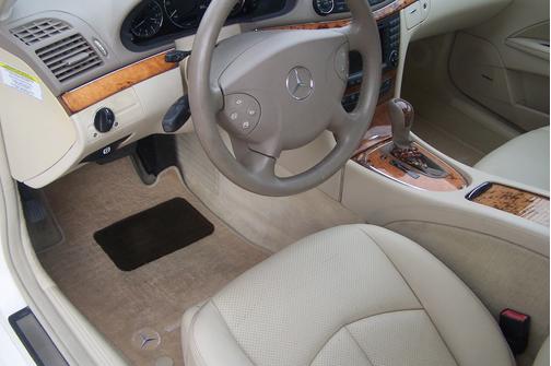 White 2006 Mercedes-Benz E-Class E 350