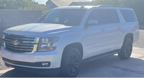 2017 Chevrolet Suburban LT
