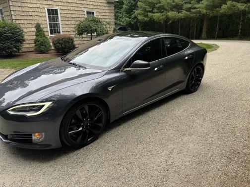 2017 Tesla Model S 100D