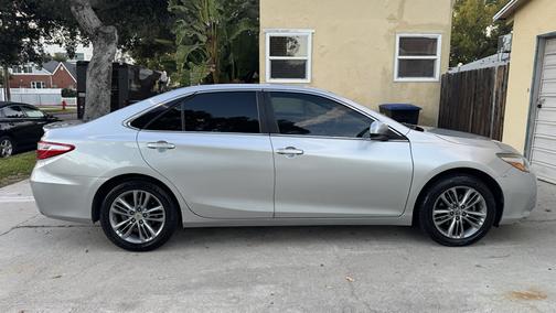 2016 Toyota Camry SE
