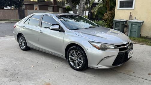 2016 Toyota Camry SE