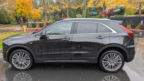 2024 Cadillac XT4 Premium Luxury