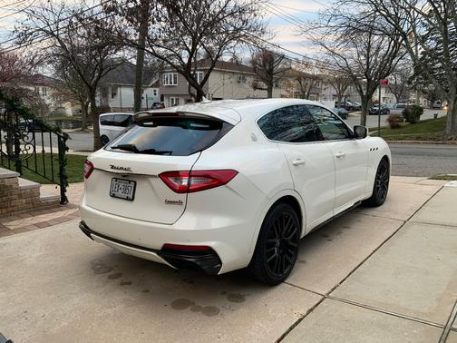 2019 Maserati Levante Trofeo