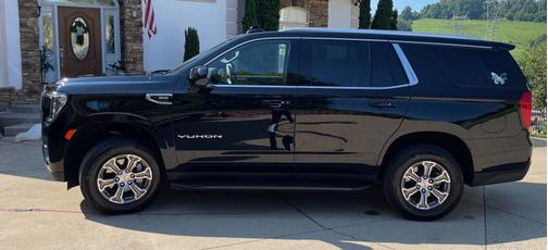 2024 GMC Yukon SLE