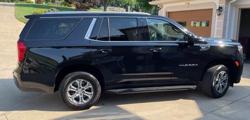 2024 GMC Yukon SLE