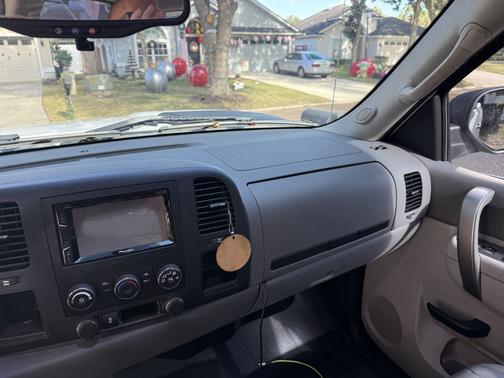White 2014 Chevrolet Silverado 2500 Work Truck