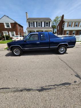 Blue 1996 GMC Sierra 1500 SL