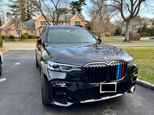 Black 2021 BMW X7 M50i