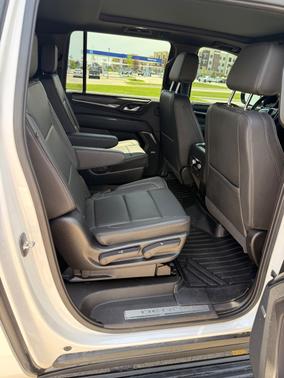 White 2021 GMC Yukon XL Denali