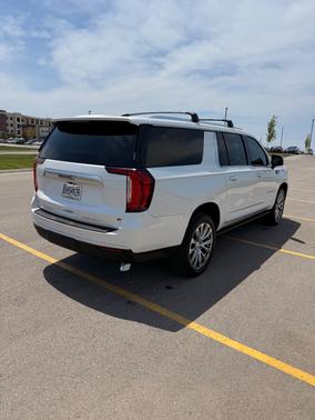 White 2021 GMC Yukon XL Denali
