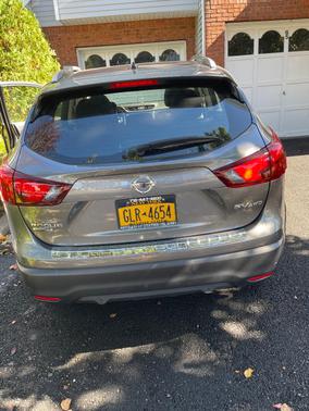 Gray 2019 Nissan Rogue Sport SV