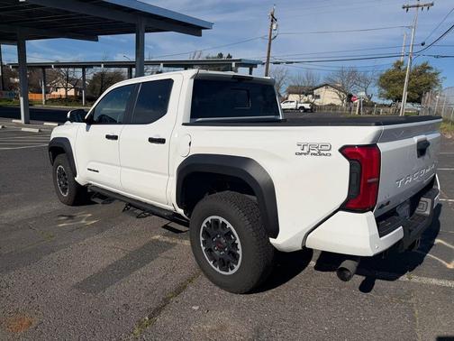 2024 Toyota Tacoma TRD Off Road