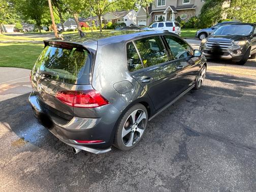 2018 Volkswagen Golf GTI 2.0T S 4-Door