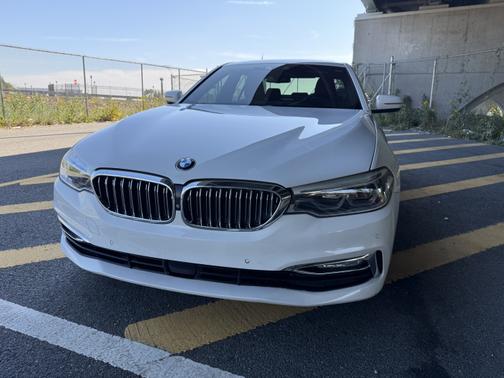 2017 BMW 540 i