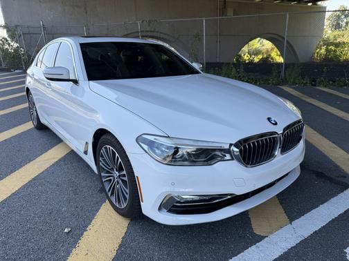 2017 BMW 540 i