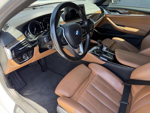 2017 BMW 540 i