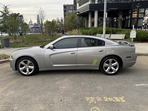 2014 Dodge Charger SE