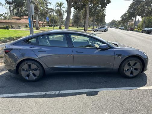 2022 Tesla Model 3 Base