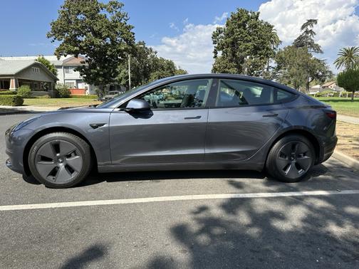 2022 Tesla Model 3 Base