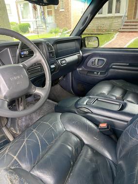 1999 GMC Yukon SLE