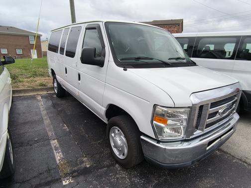 2012 Ford E350 Super Duty XLT