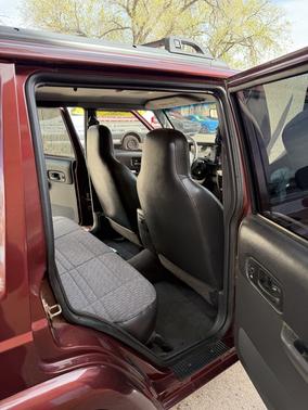 2000 Jeep Cherokee Sport 4WD