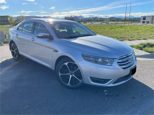 2015 Ford Taurus Limited