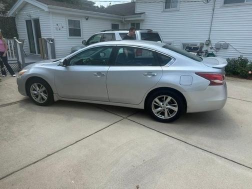Silver 2013 Nissan Altima 2.5 SL