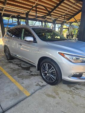 Silver 2019 INFINITI QX60 LUXE