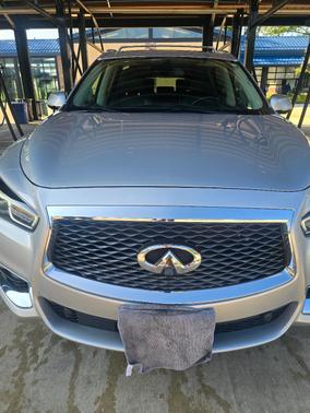 Silver 2019 INFINITI QX60 LUXE