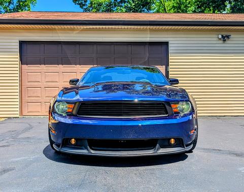 Blue 2011 Ford Mustang GT Premium