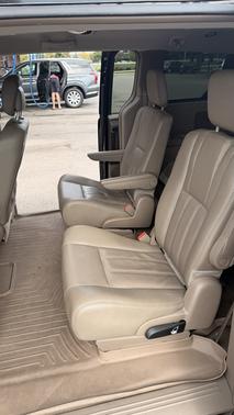 Black 2016 Chrysler Town & Country Touring