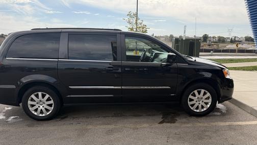 Black 2016 Chrysler Town & Country Touring
