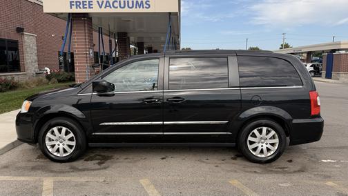 Black 2016 Chrysler Town & Country Touring