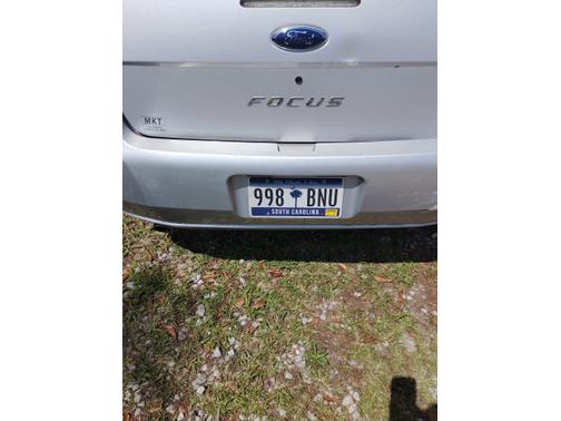 Gray 2009 Ford Focus SEL