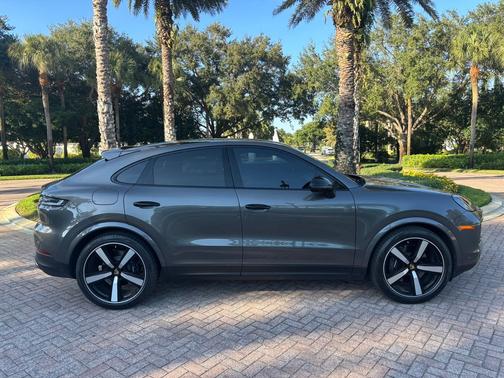 2024 Porsche Cayenne Cayenne