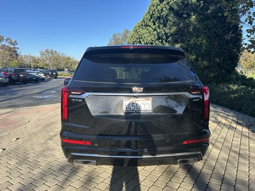 2024 Cadillac XT6 Premium Luxury FWD