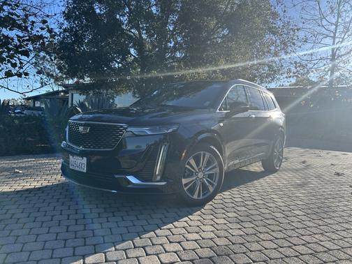 2024 Cadillac XT6 Premium Luxury FWD