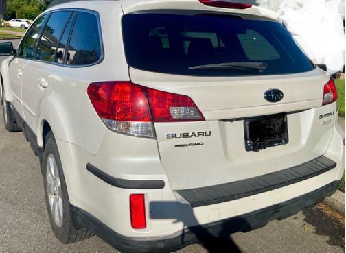 2011 Subaru Outback 2.5 i Limited