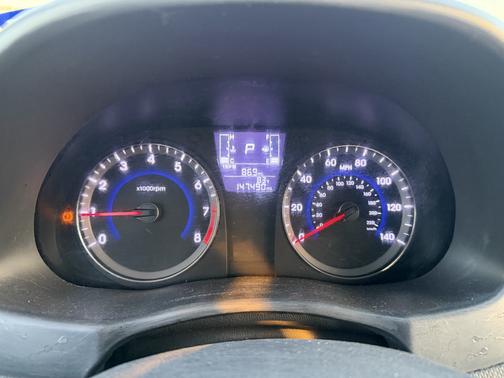 Silver 2017 Hyundai Accent SE