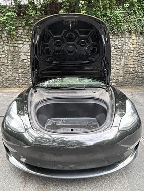 Black 2019 Tesla Model 3 Standard Range