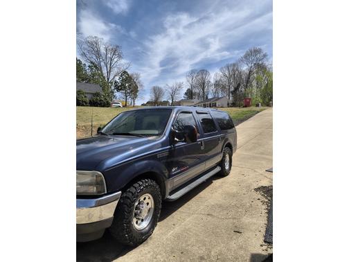 2003 Ford Excursion XLT Premium