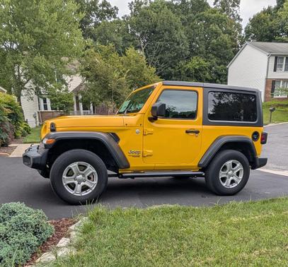 Yellow 2019 Jeep Wrangler Sport