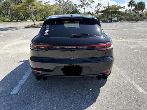 2021 Porsche Macan Macan