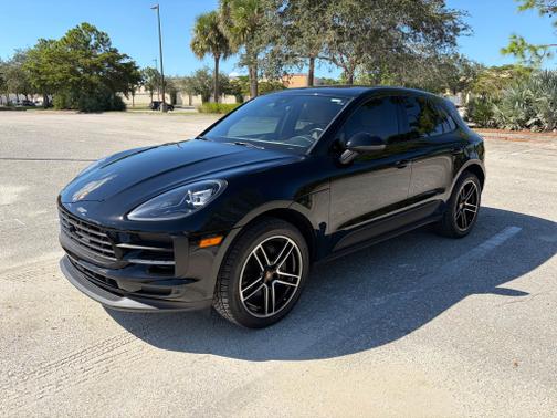 2021 Porsche Macan Macan