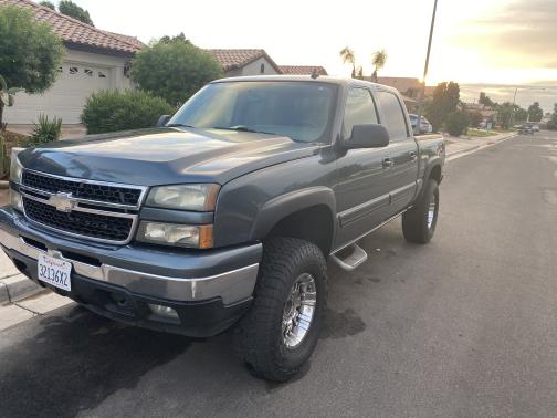 Photo 4 of 18 of 2006 Chevrolet Silverado 1500 LT Crew Cab