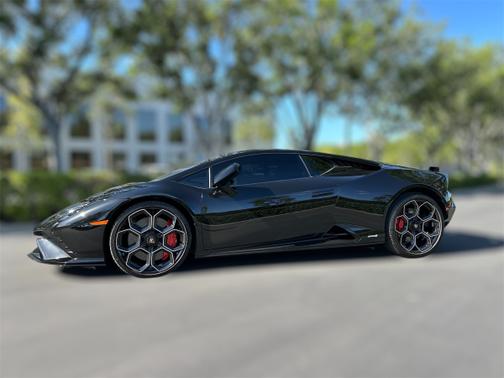 2024 Lamborghini Huracan Tecnica Base