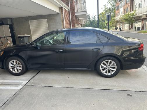 Black 2018 Volkswagen Passat 2.0T S